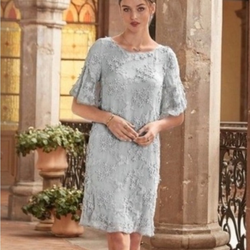 Sundance Dress Embroidered Flutter Bell Sleeves Princess Dreams flowers sz s